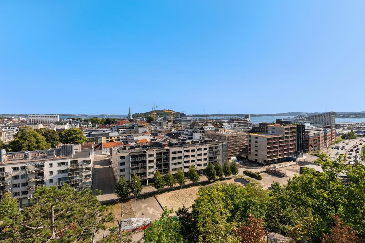 Ny Og Sentral Leilighet Kristiansand Exterior foto